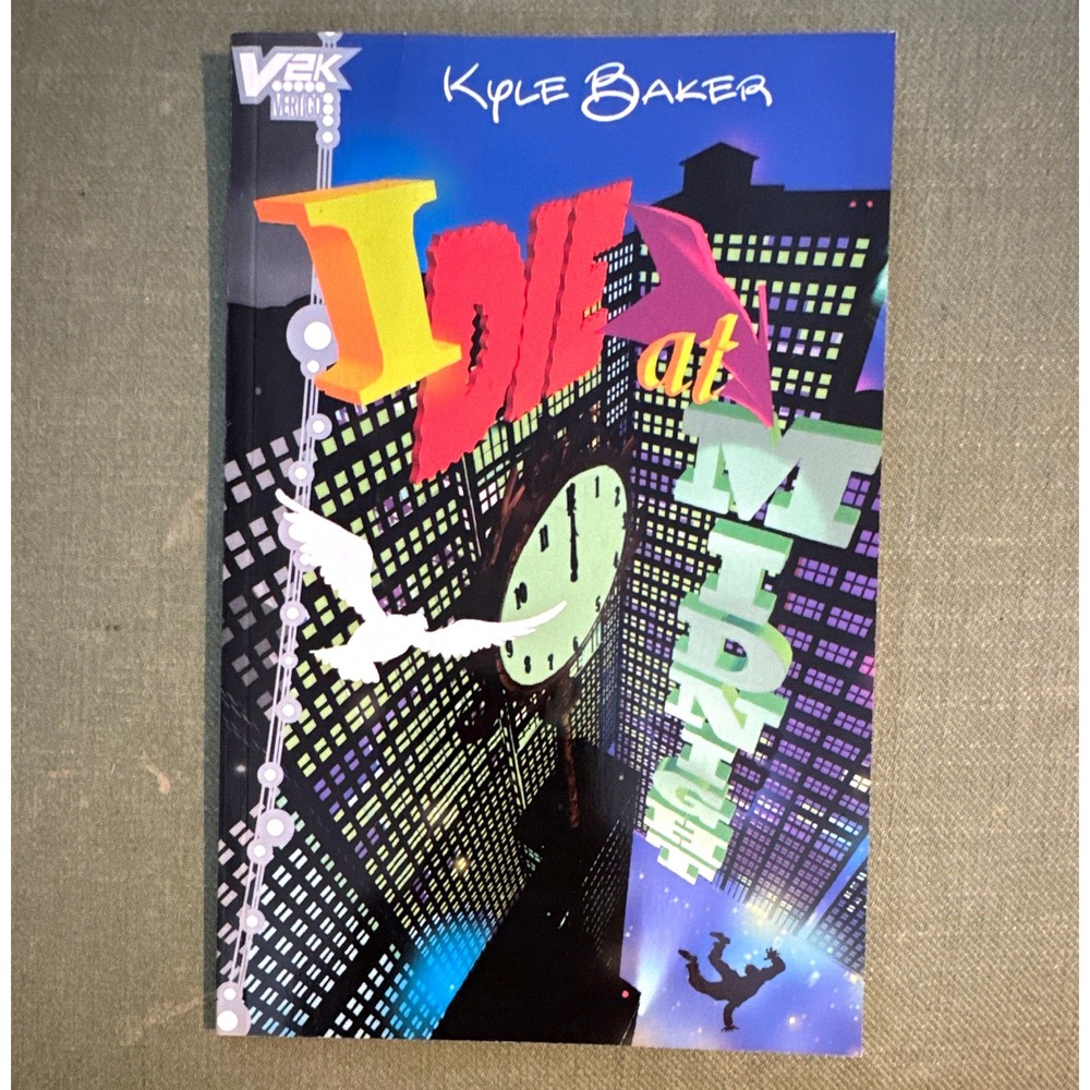 Vertigo I Die at Midnight Graphic Novel (1999) Kyle Baker Softcover